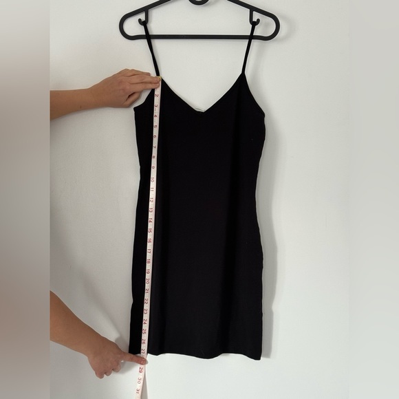 Women’s H&M mini black dress - Picture 8 of 9